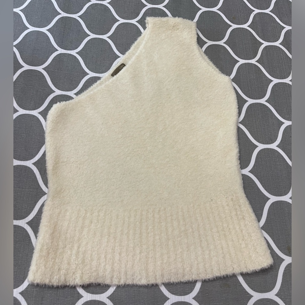J. Crew Wool Blend One Shoulder Cream Fuzzy Soft Sweater Top. Size Medium. - Picture 1 of 6